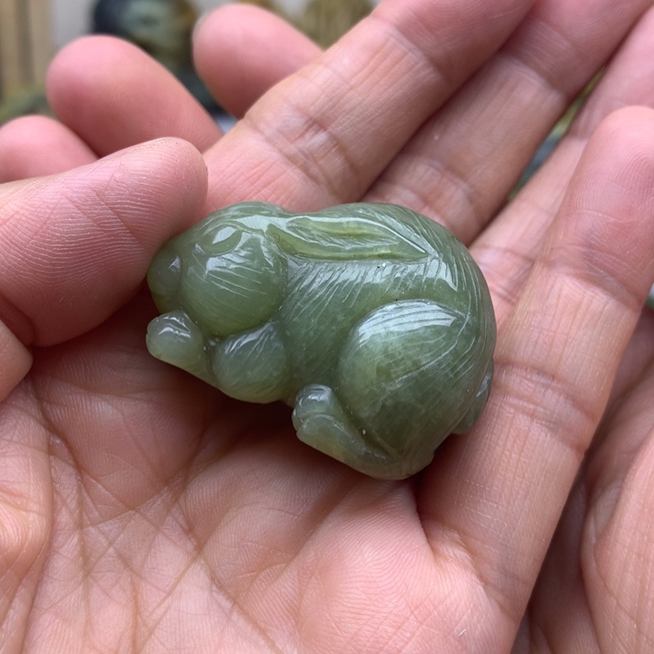 【闪购商品】透闪石质玉吊坠未镶嵌