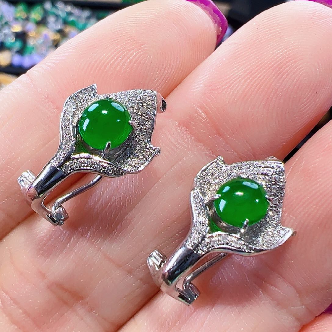 翡翠耳饰18K金镶嵌签收后24小时鉴赏期