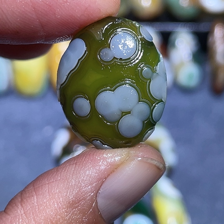 雨***荷玛瑙/玉髓未镶嵌珠宝奇石