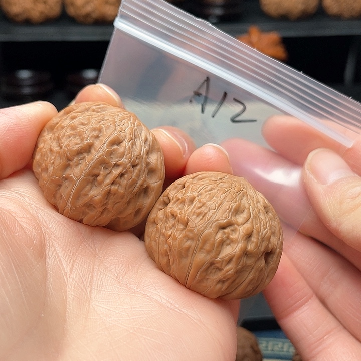 文玩核桃把件铁锤