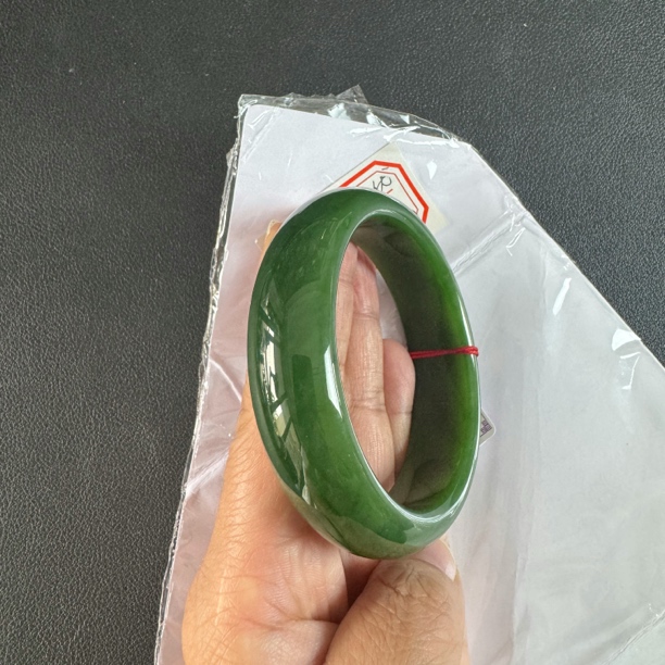 【辣绿约58.8*18*8.4mm】俄七碧玉波菜辣绿宽版轮胎手镯