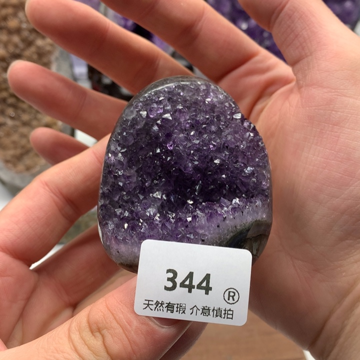 紫晶大型摆件（非配饰）未镶嵌