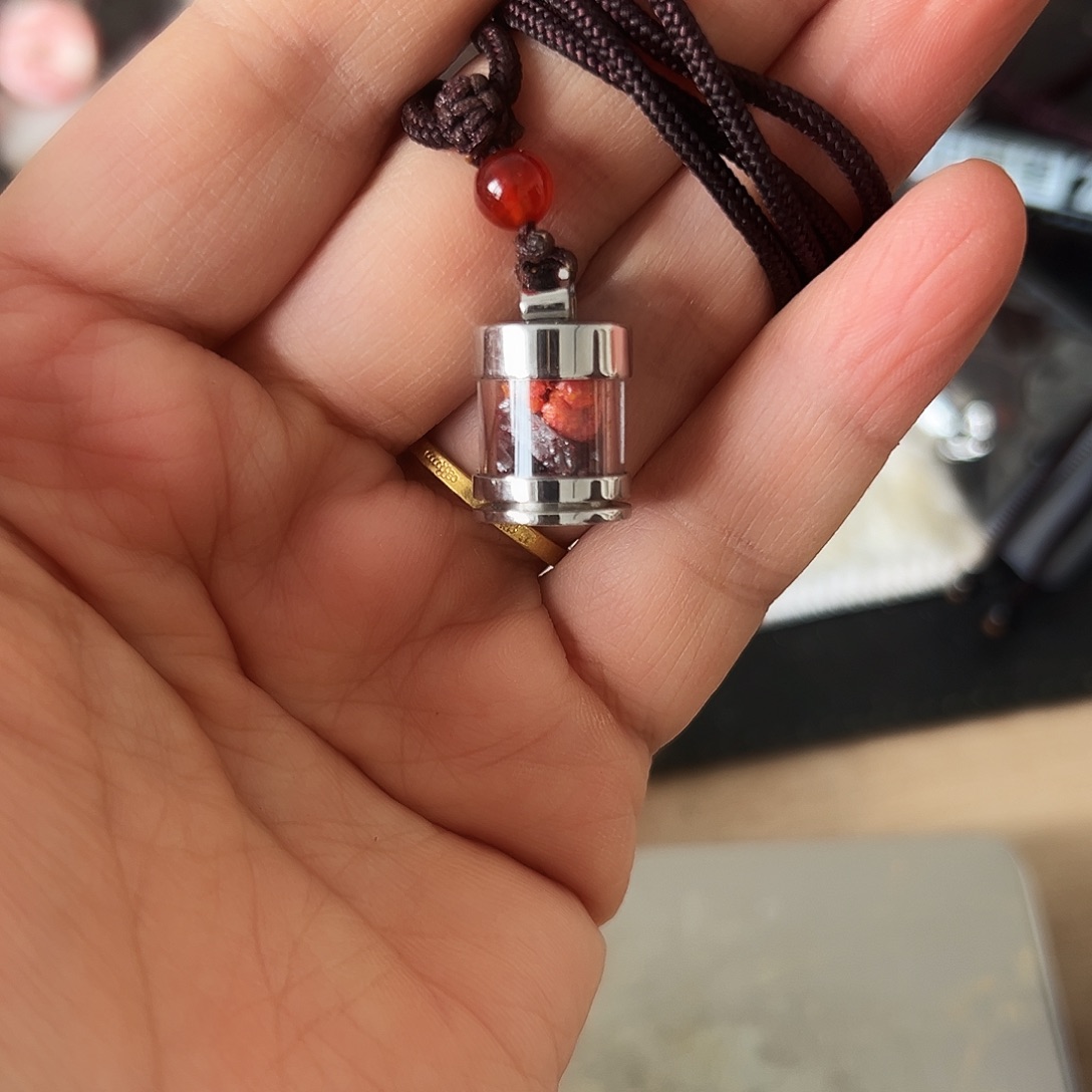 天然辰砂福利朱砂吊坠