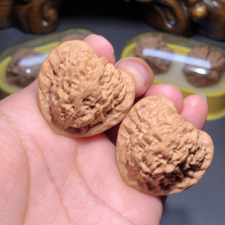 文玩核桃把件35关关公子帽