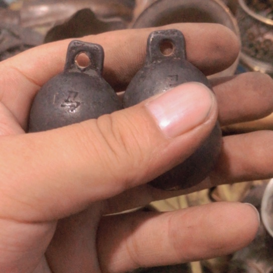 自***翔闪电购铜摆件工艺品