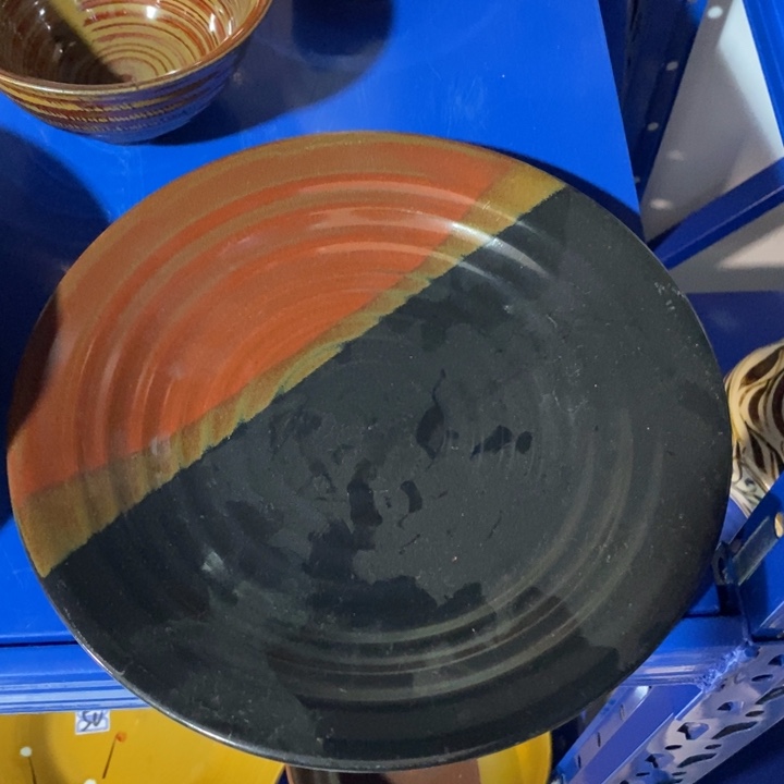 瓷片五厂三色盘子微瑕疵口径23厘米