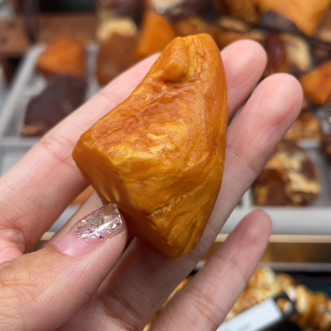 未镶嵌蜜蜡珠宝奇石临****姐