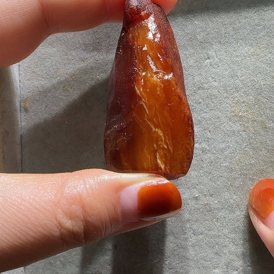 定制琥珀未镶嵌定制