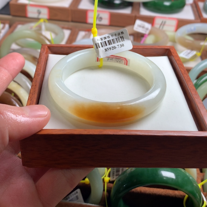 【闪购商品】和田玉手镯未镶嵌清***?54.2