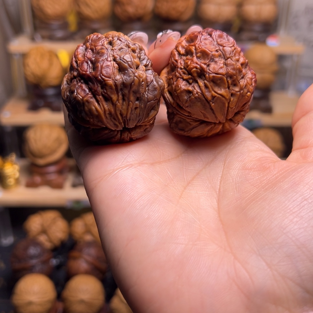 桃核把件七彩疙瘩包H3、41……