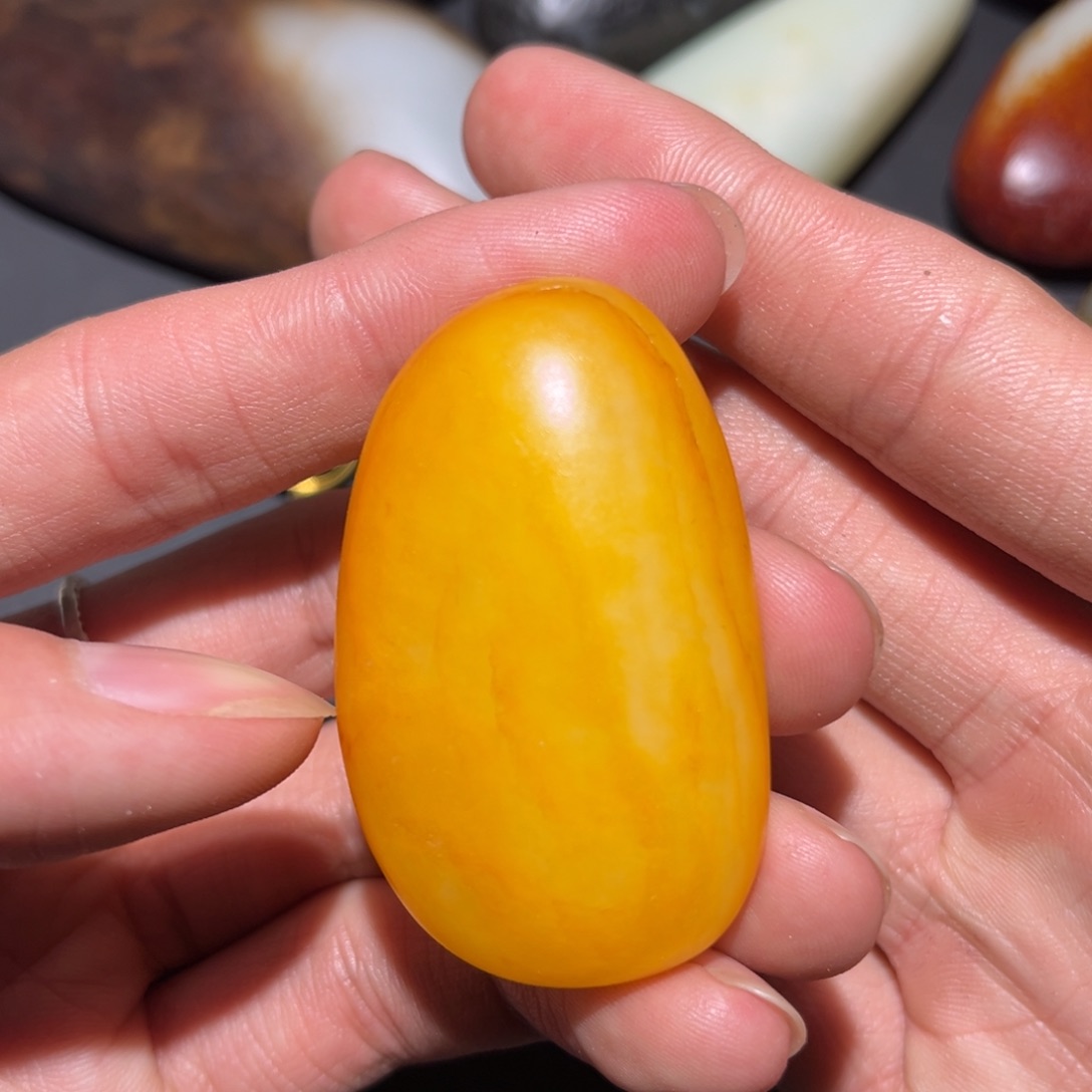 和田玉未镶嵌珠宝奇石