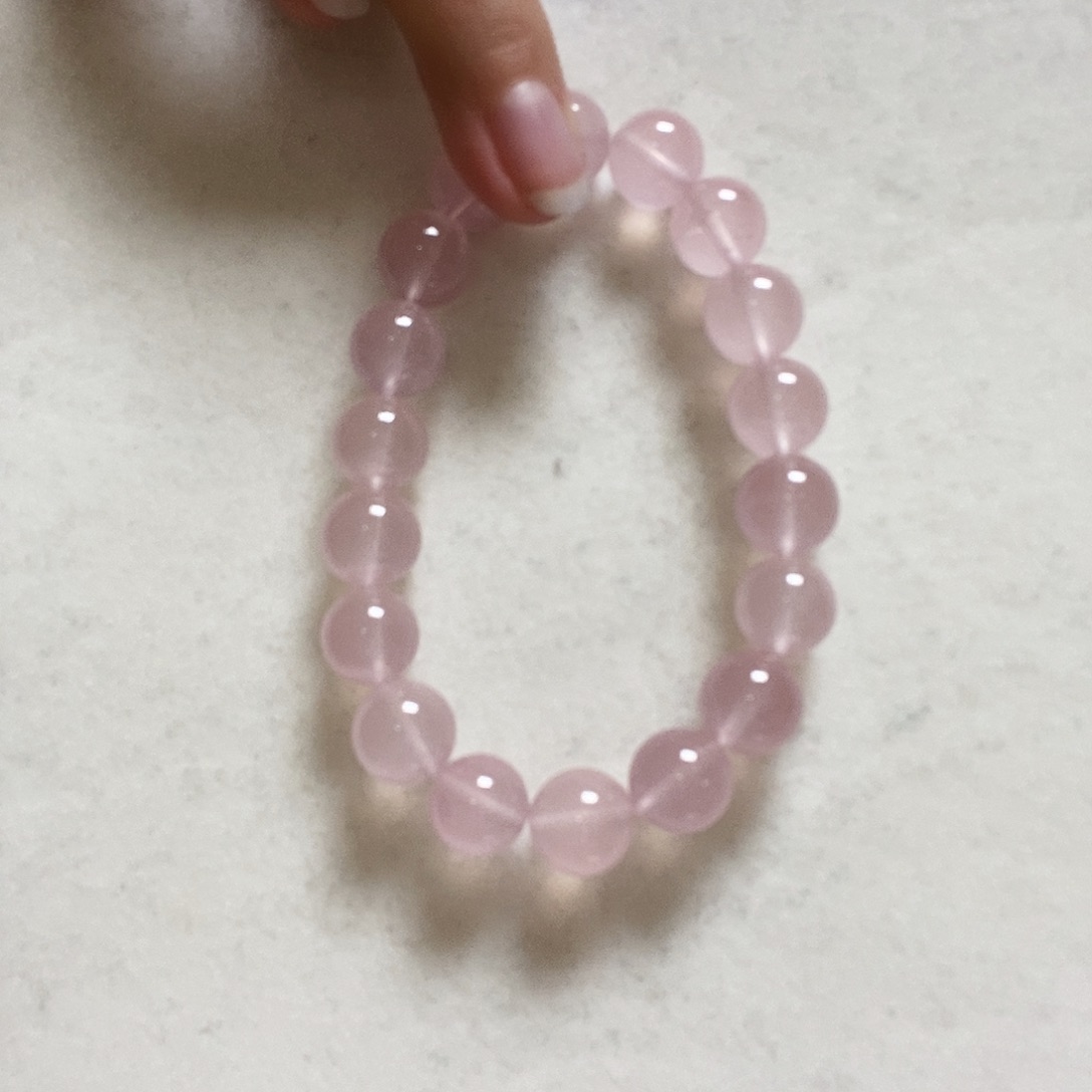 水晶手串未镶嵌简单