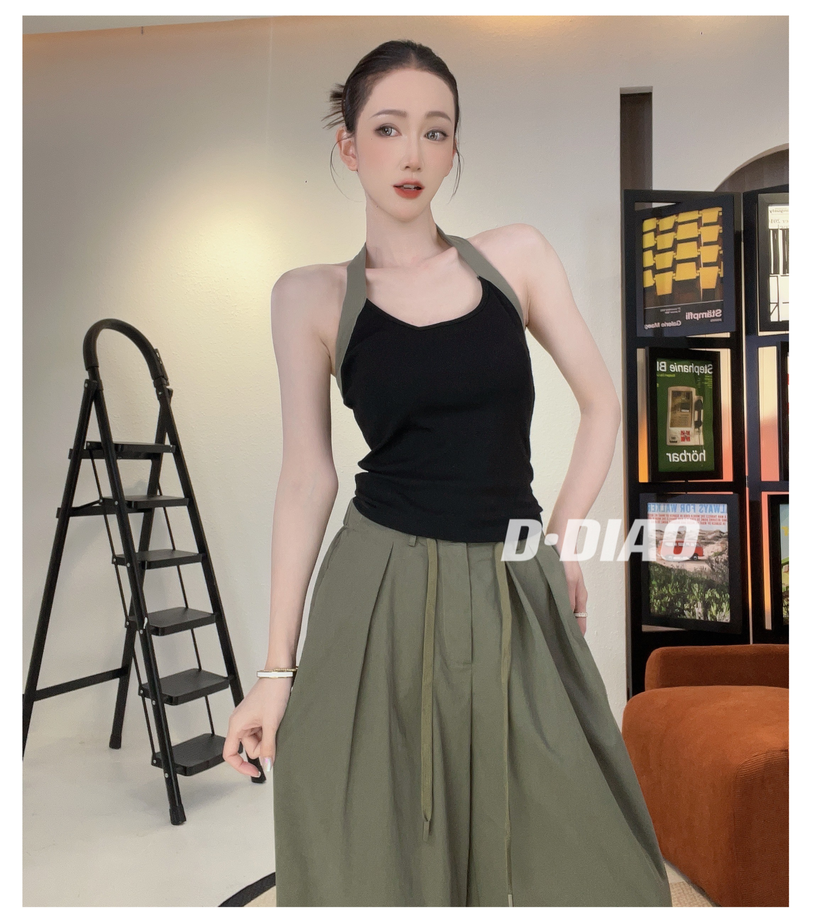 【小奈】时尚显瘦吊带背心女+抽绳直筒休闲工装裤