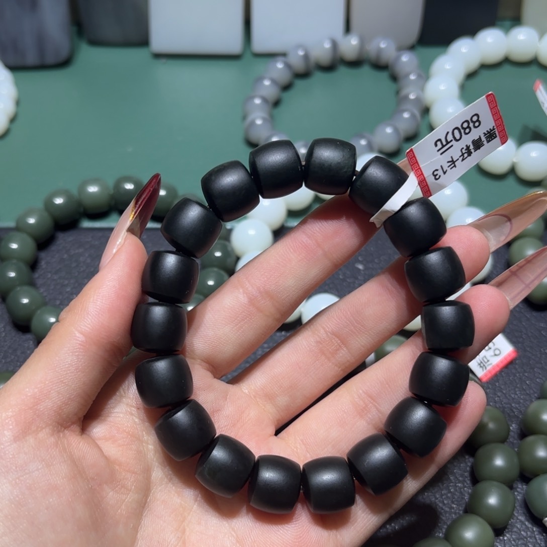 和田玉（糖玉）手串未镶嵌