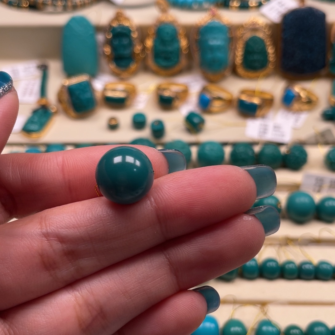 绿松石珠宝奇石未镶嵌鞠*由