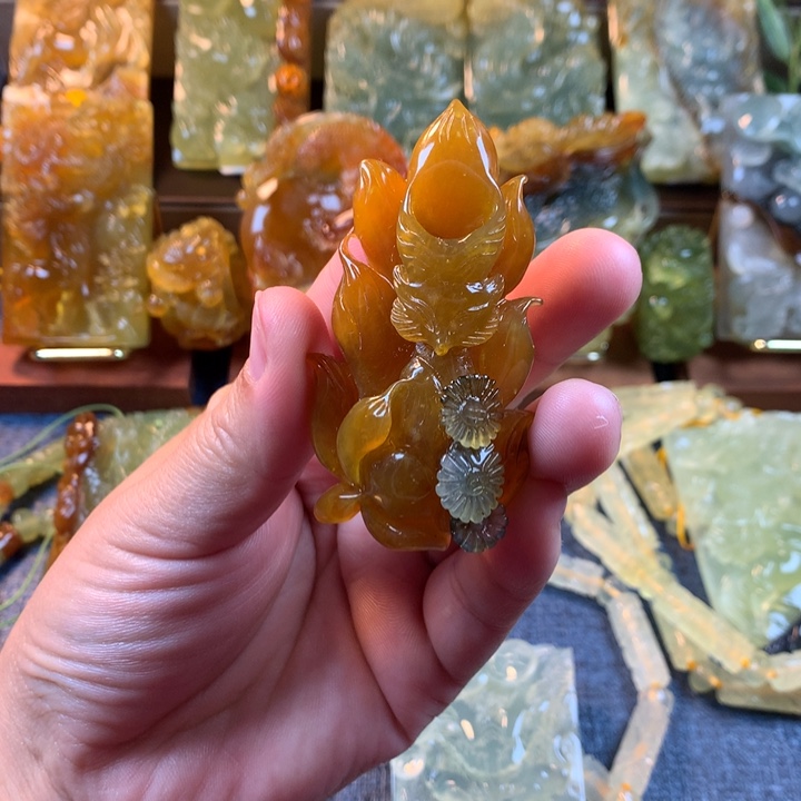 未镶嵌蛇纹石玉颈饰