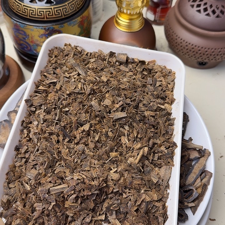 沉香碎屑沉香千里香高端沉水淳化米粒料100克