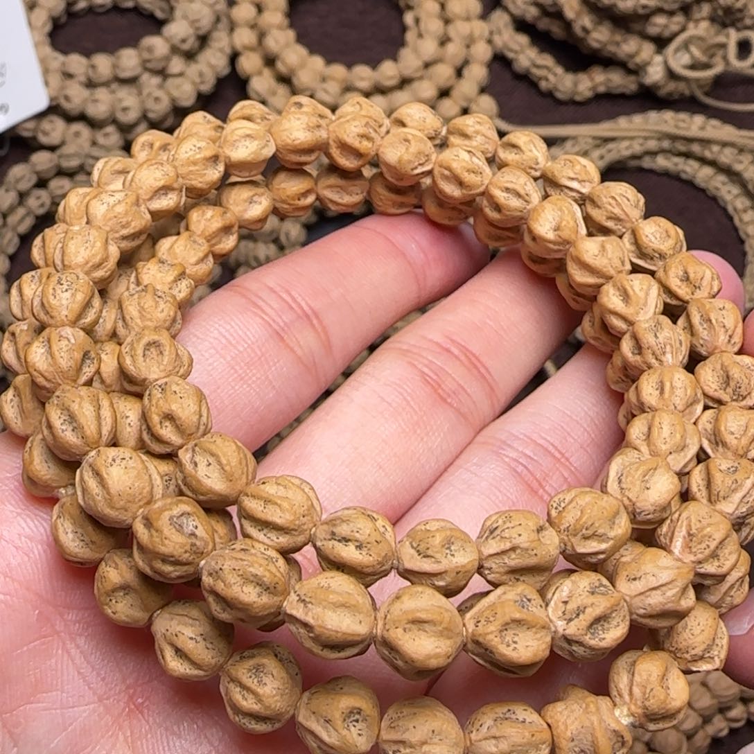 柏香籽/百香籽吊坠三**画