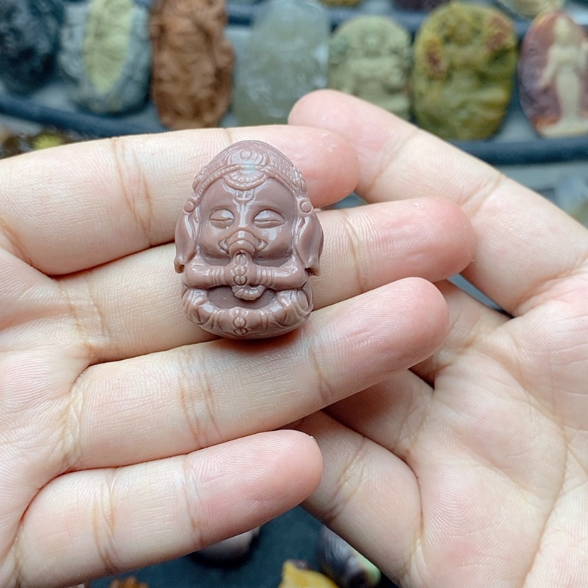 【闪购商品】定制石英质玉吊坠未镶嵌