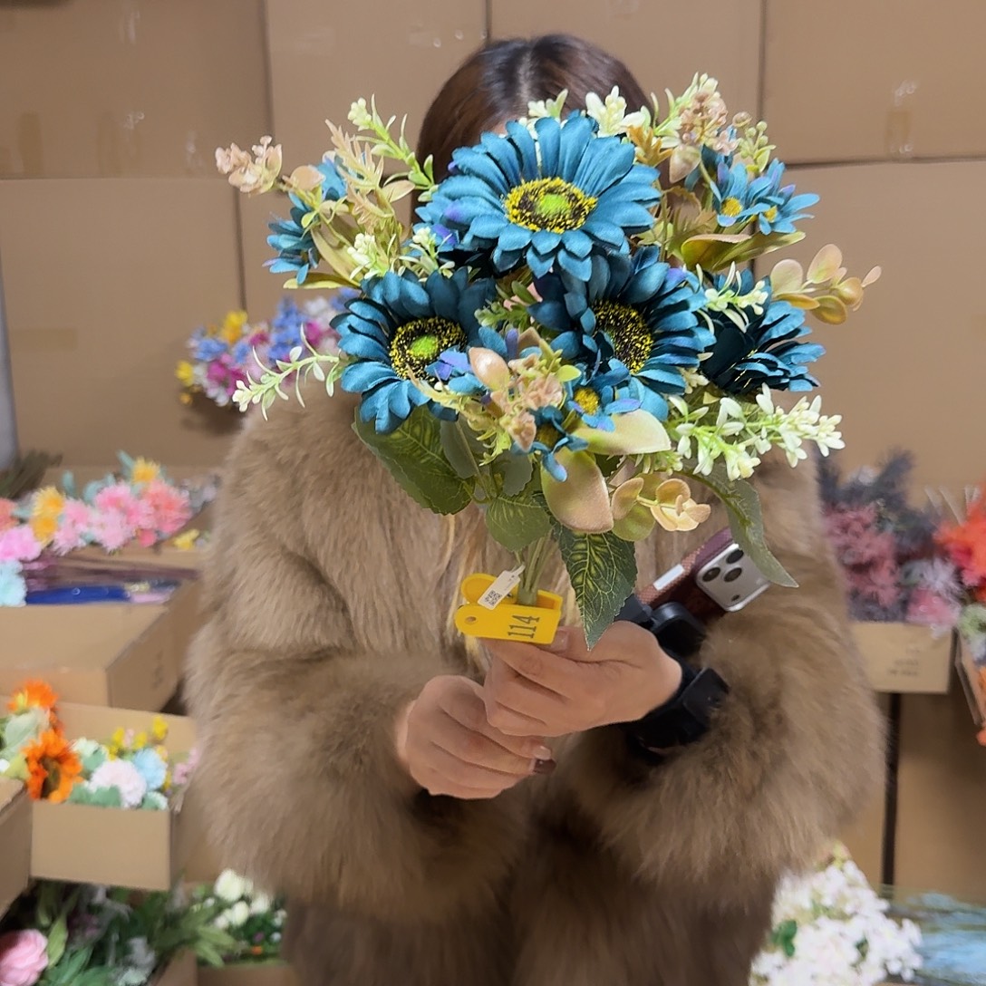 114号「闪购」仿真花，公主请下单