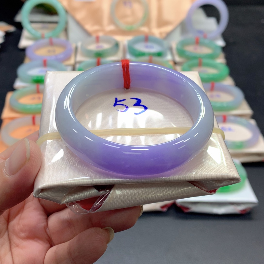 翡翠手镯（开口镯）未镶嵌53圈口