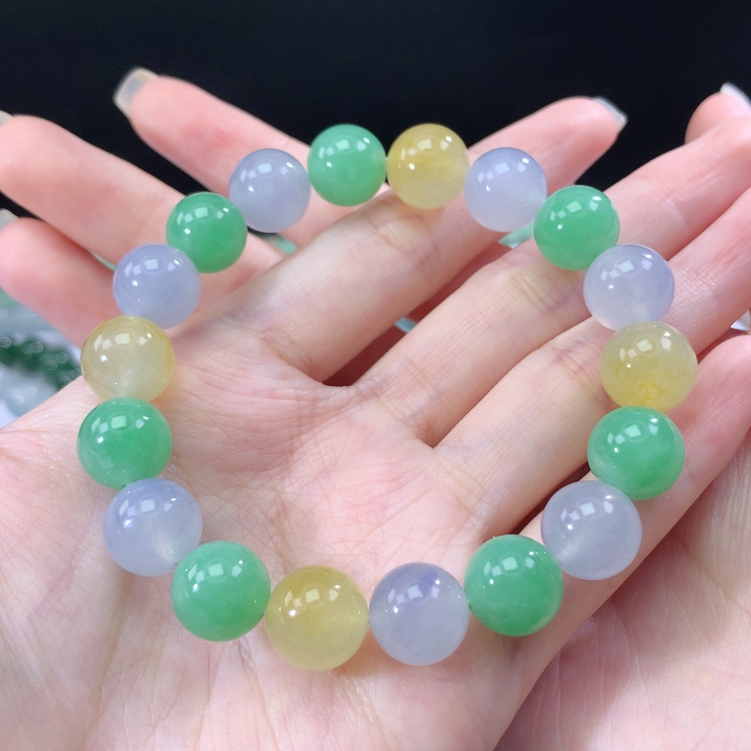 翡翠手链未镶嵌翡翠