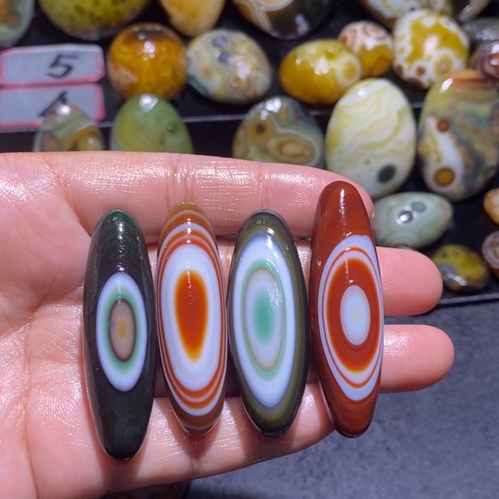 玛瑙/玉髓未镶嵌珠宝半成品106
