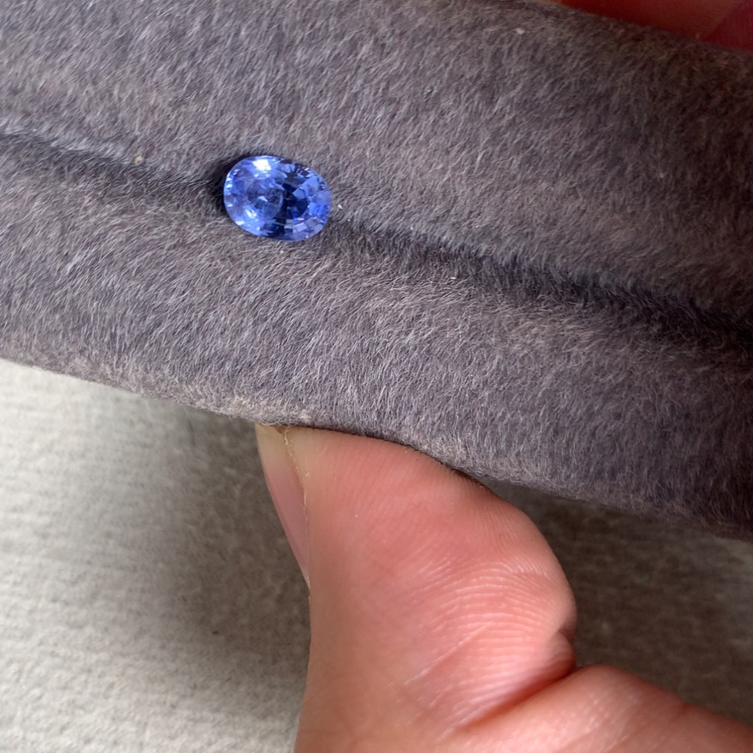 蓝宝石裸石1.13 斯里兰卡 老烧