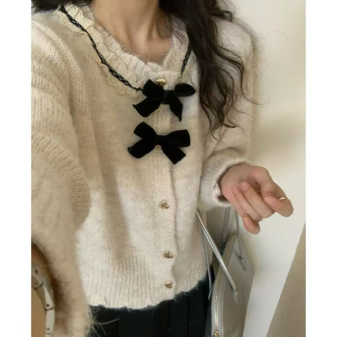 「燕麦泡芙」微胖女生秋冬新款显瘦花边领蝴蝶结开衫针织外套 