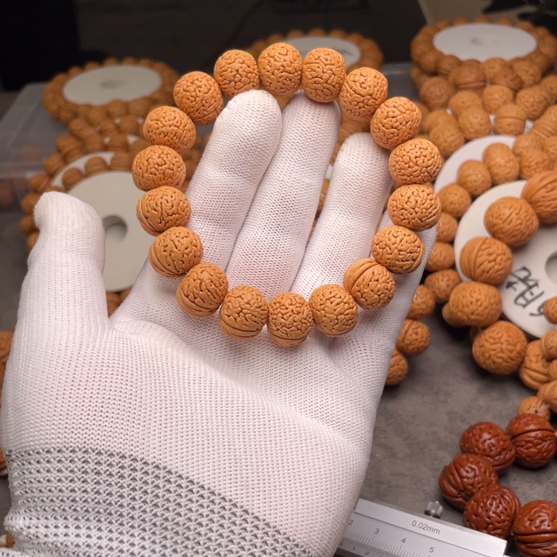 老****手串桃核蚂蚁肥脐闪15