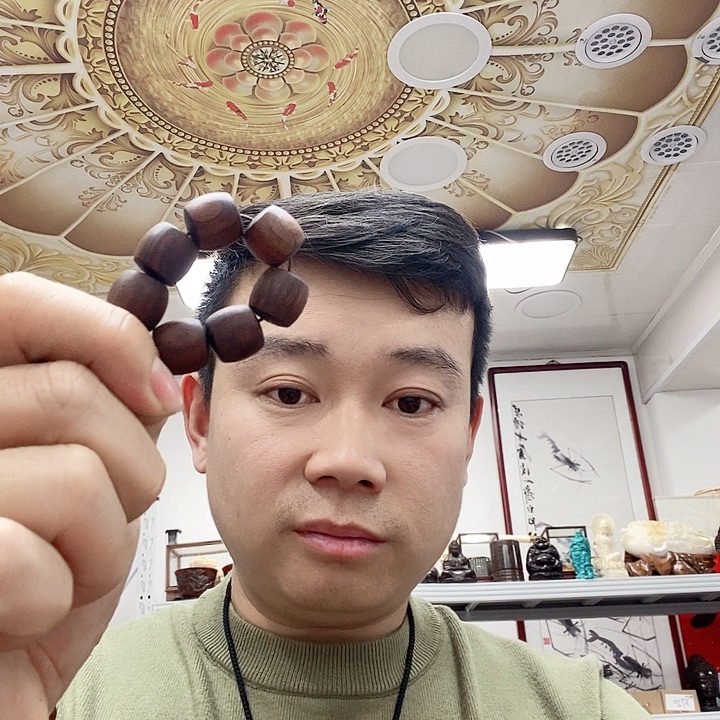 琉璃/树脂/塑料类4746。    