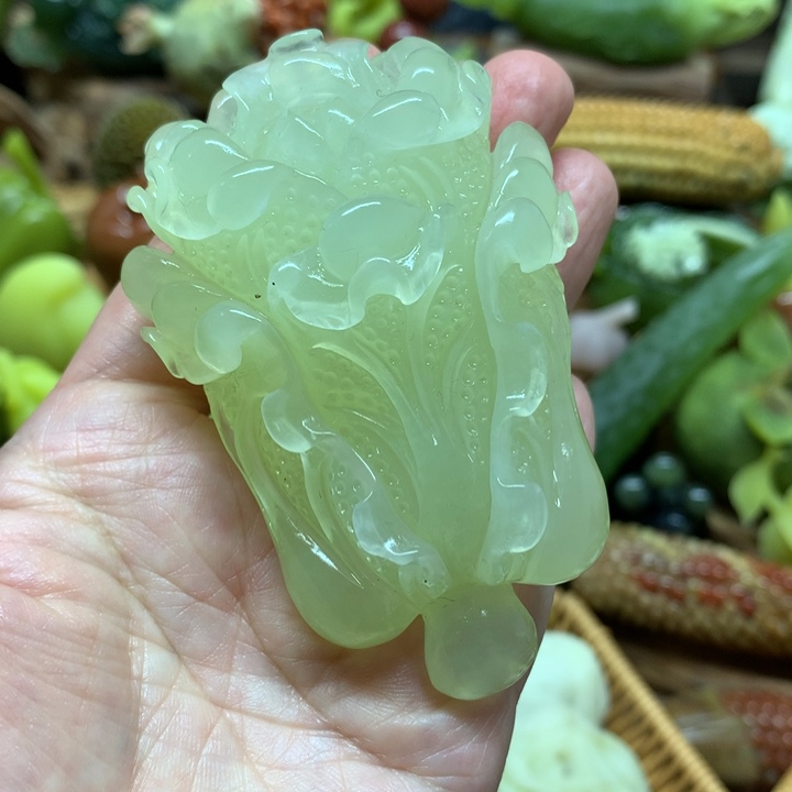 蛇纹石玉手把件未镶嵌