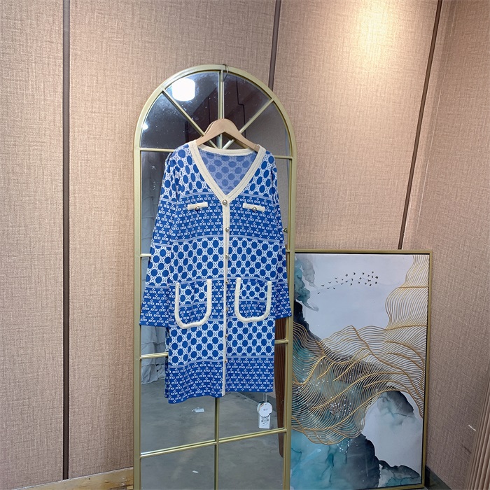 WW466蓝色花纹孕妇衣服90-130