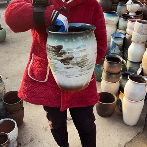 口24高31瑕疵盆子 