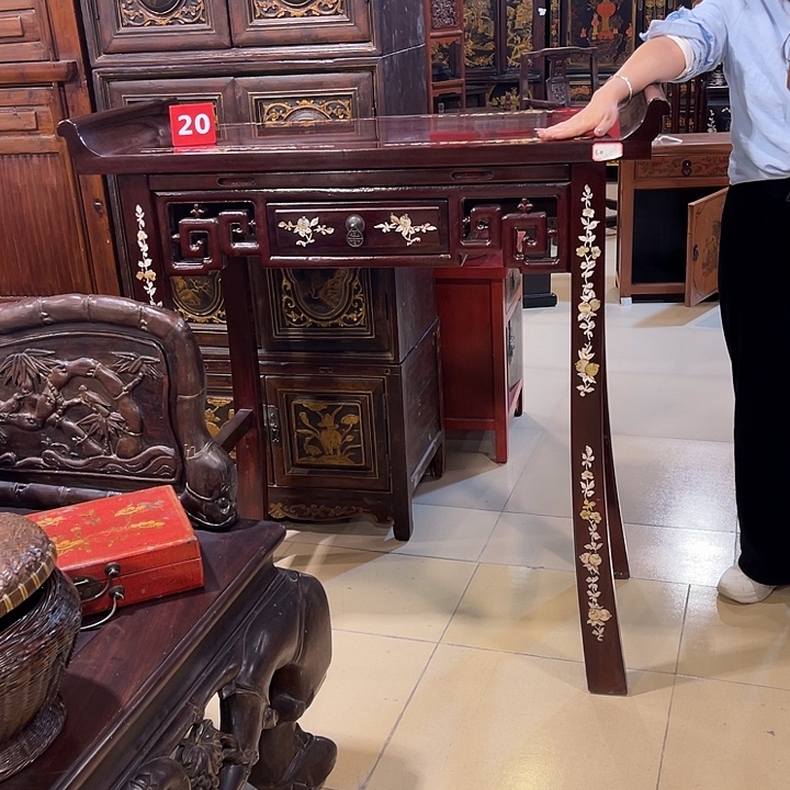 木（非红木类）供台