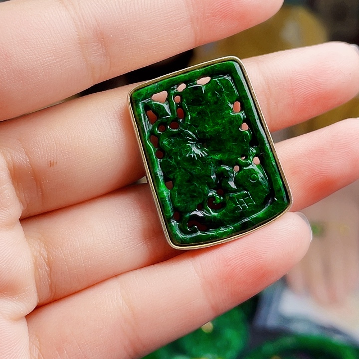 翡翠银S925镶嵌颈饰多样性