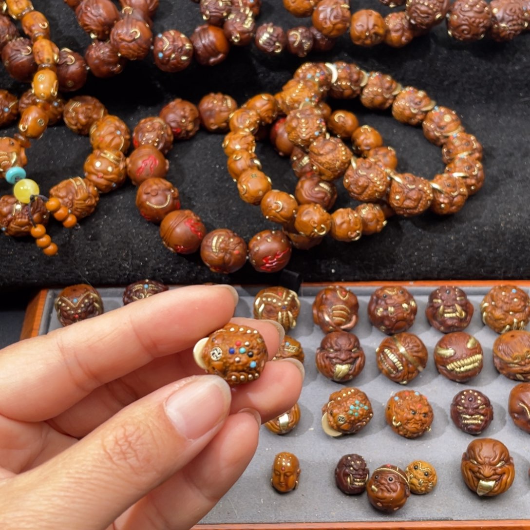 紫金鼠手串日***?16七彩金蝉