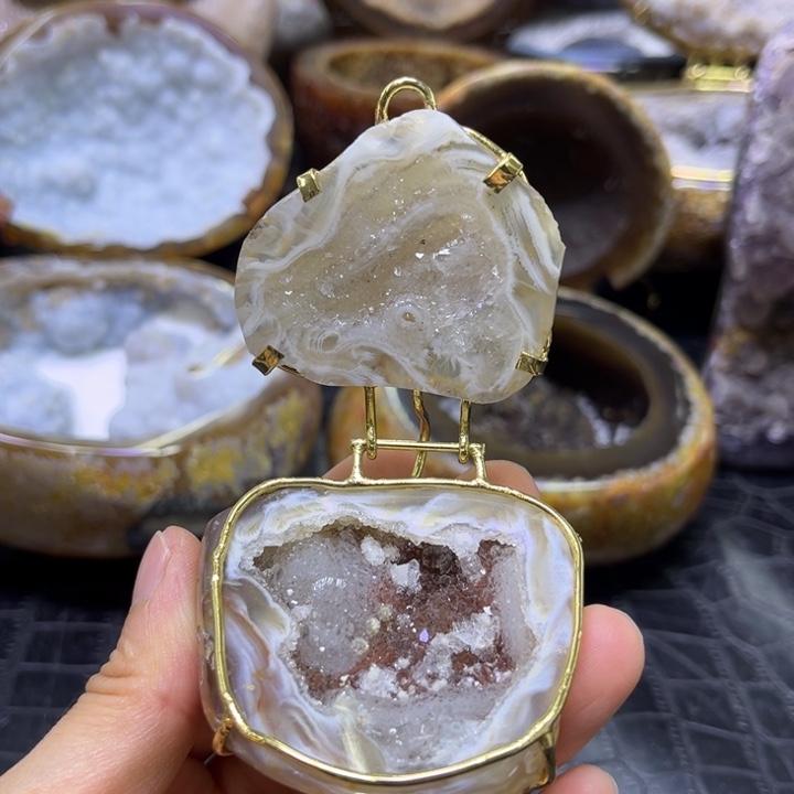 水晶珠宝半成品未镶嵌方解蚕丝盆