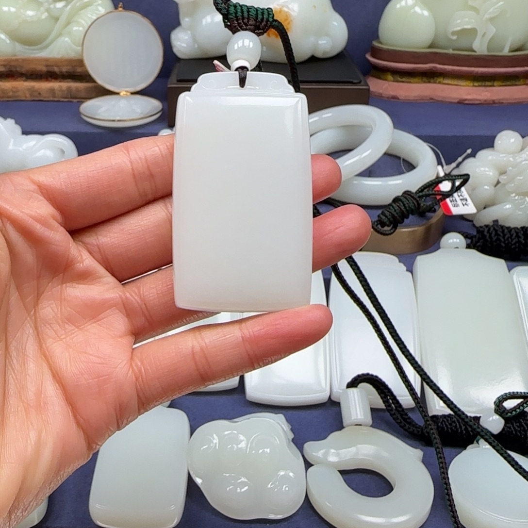 流****和田玉未镶嵌挂件