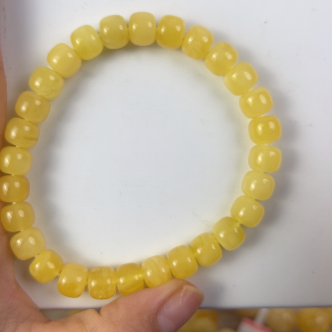 琥珀裸石未镶嵌尺寸