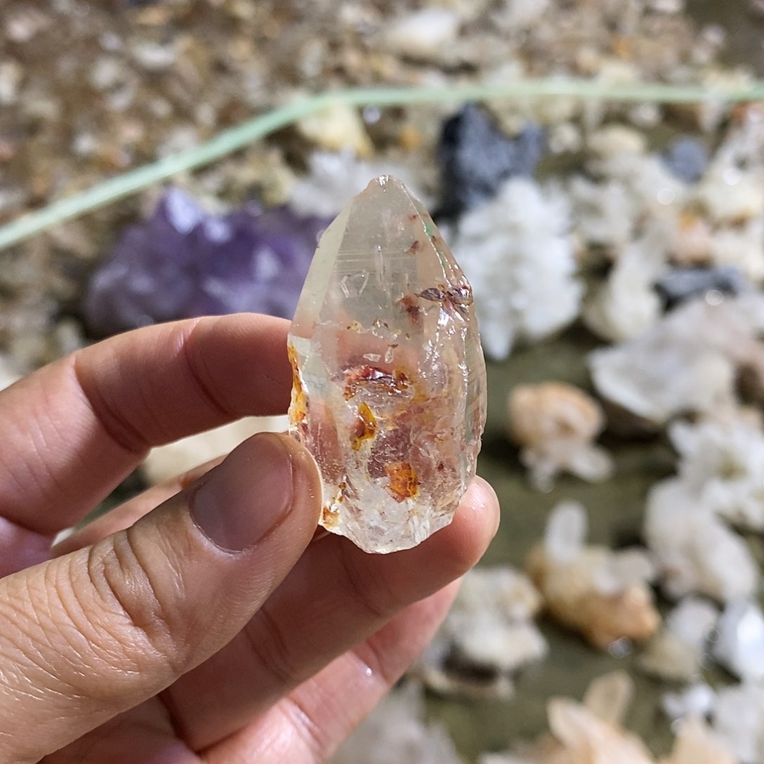 水晶珠宝半成品未镶嵌玫**蕾