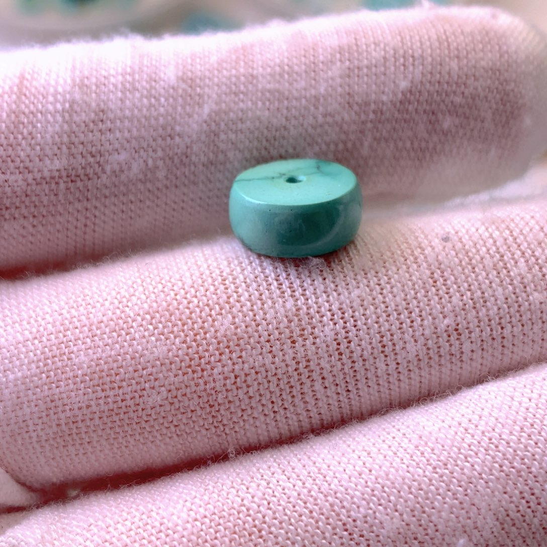 绿松石未镶嵌挂件