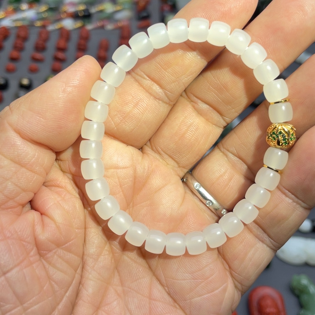 和田玉未镶嵌颈饰7*6mm