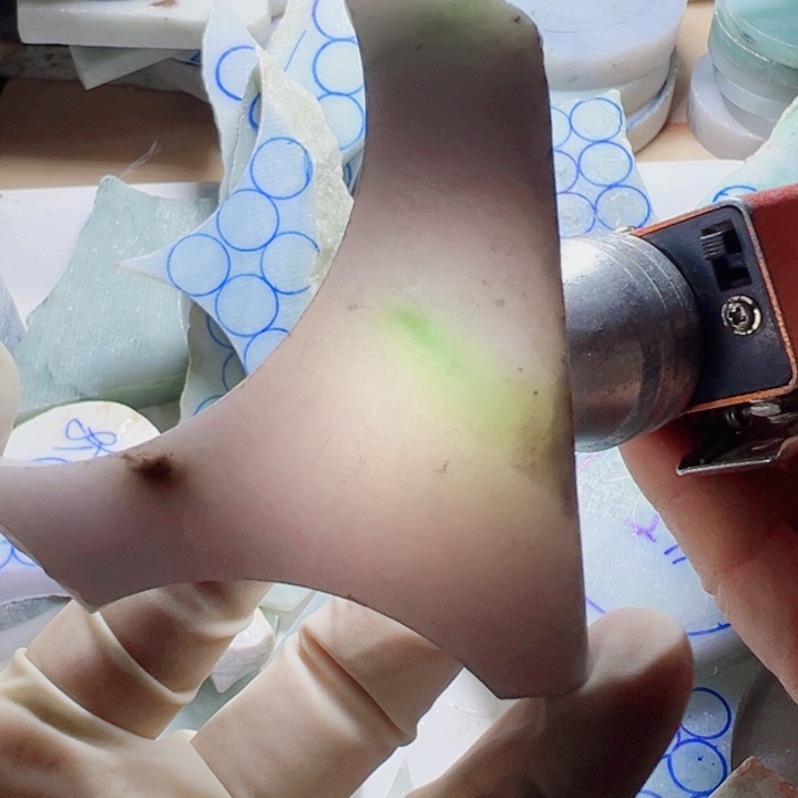 翡翠颈饰未镶嵌翡翠片料