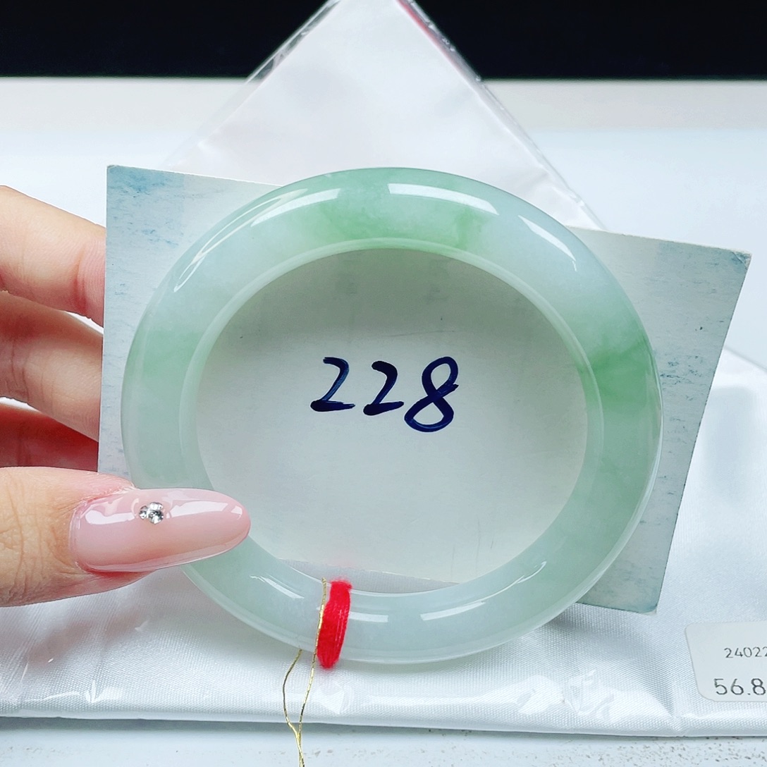 翡翠未镶嵌手镯 圆条56+