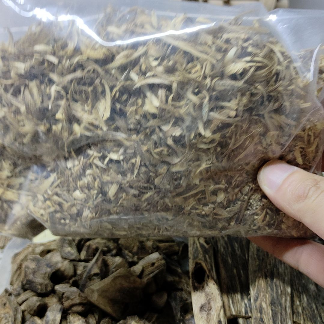 沉香沉香碎屑沉香树丁