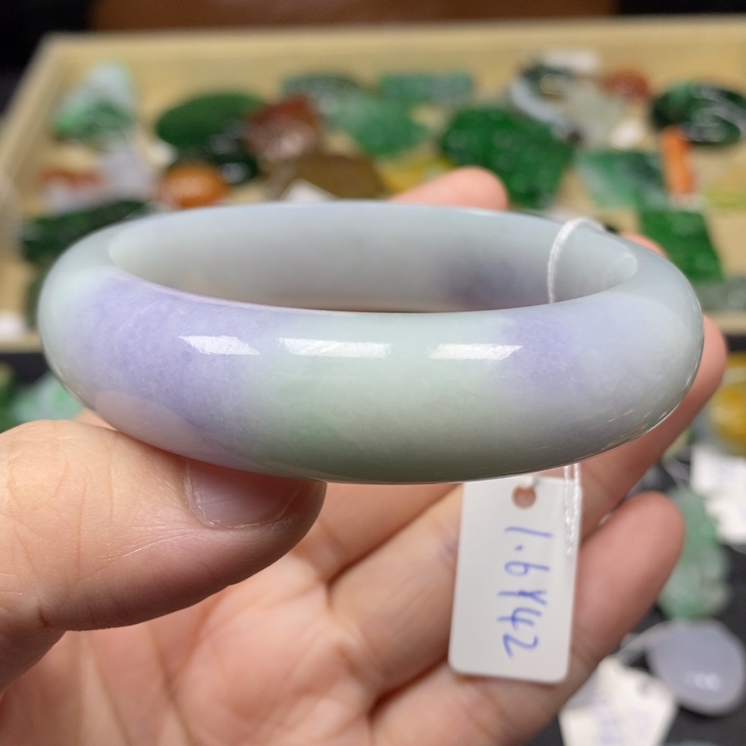 翡翠颈饰未镶嵌56.8圈口4号