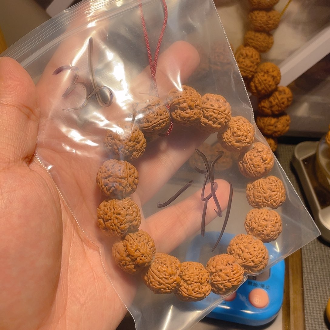 手串金刚菩提一**天蜂王