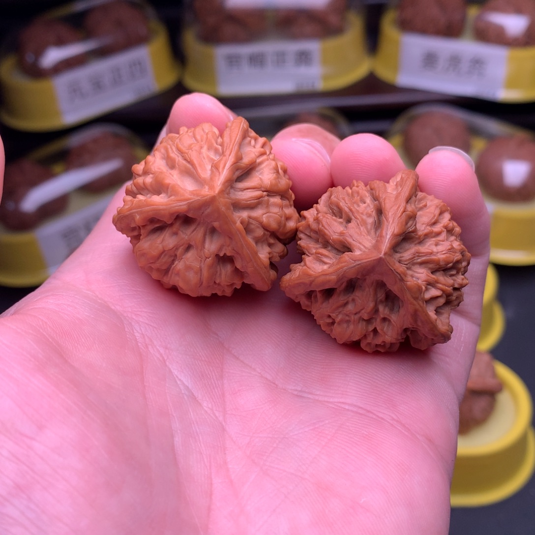 B***s吊坠文玩核桃官帽奔