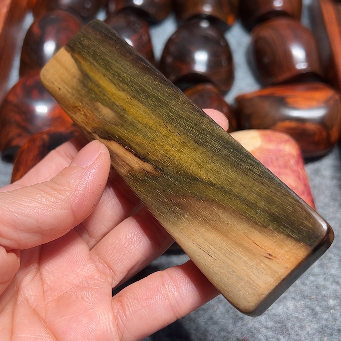 b***h交趾黄檀（大红酸枝）